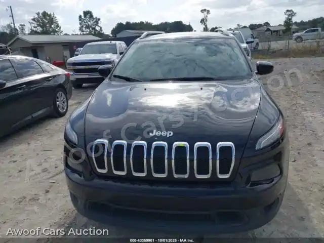 2018 Jeep Cherokee 1C4PJLCB4JD595102 — Iaai auction photo 6