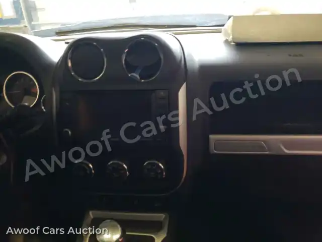 2016 Jeep Compass 1C4NJCEA3GD642463 — Copart auction photo 9