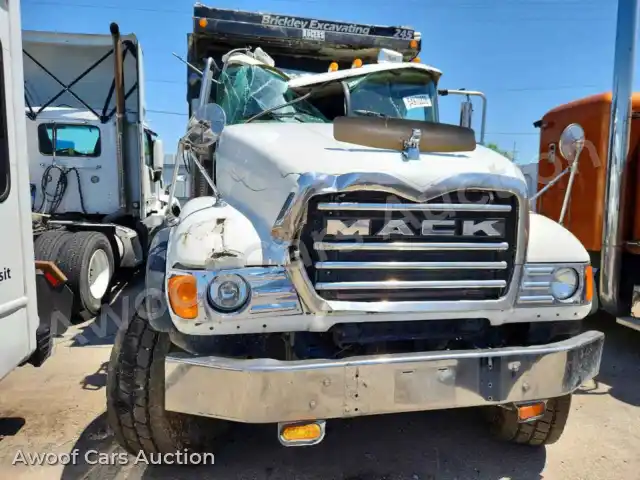 2003 Mack ALL Other 1M2AG11C33M003143 — Copart auction photo 9