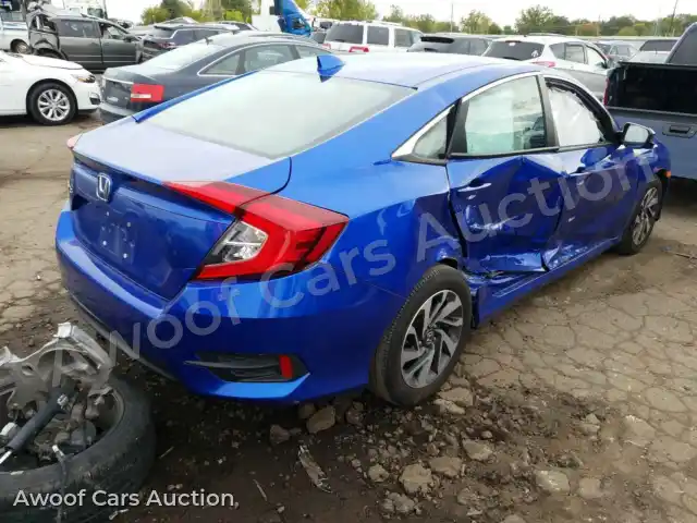 2017 Honda Civic 19XFC2F72HE075092 — Copart auction photo 4
