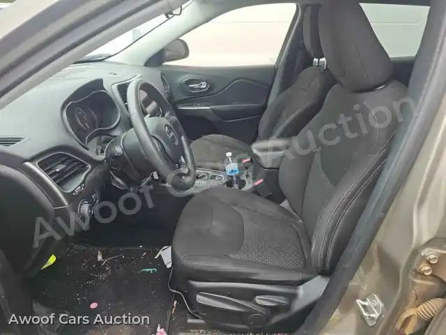 2019 Jeep Cherokee 1C4PJLCB2KD474165 — Manheim auction photo 1
