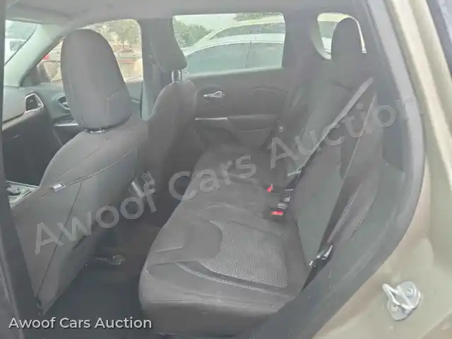 2019 Jeep Cherokee 1C4PJLCB2KD474165 — Manheim auction photo 13