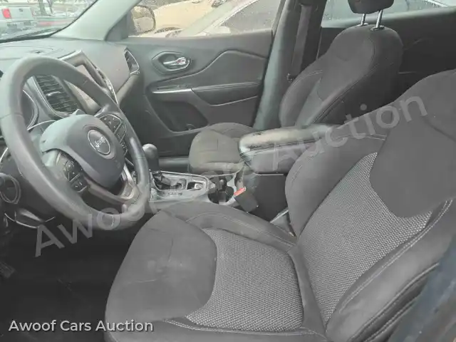 2019 Jeep Cherokee 1C4PJLCB2KD474165 — Manheim auction photo 7