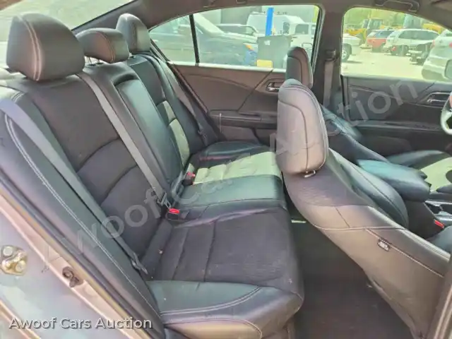 2017 Honda Accord 1HGCR2F50HA107607 — hoton gwanjo Copart na 10