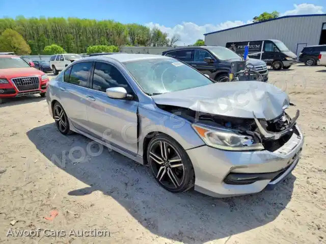 2017 Honda Accord 1HGCR2F50HA107607 — hoton gwanjo Copart na 4