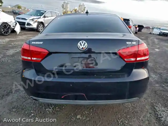 2015 Volkswagen Passat 1VWBV7A34FC012281 — photo 6 de la vente Copart