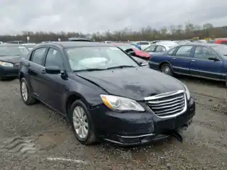 2013 Chrysler 200 Tourin