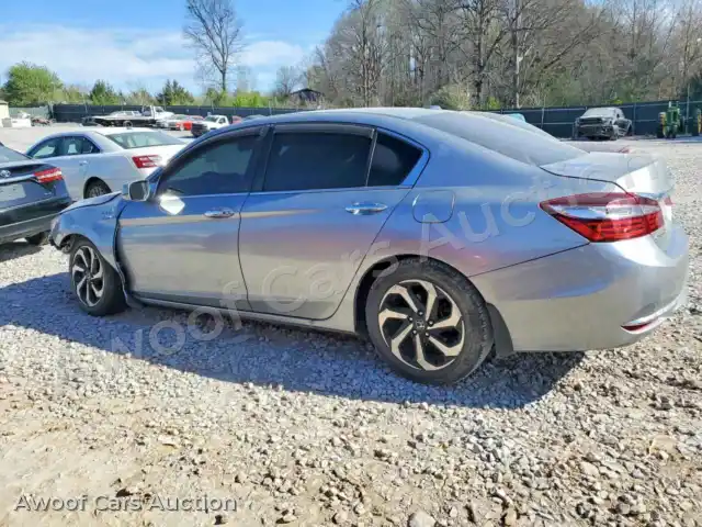 2017 Honda Accord 1HGCR2F7XHA055582 — Copart auction photo 2