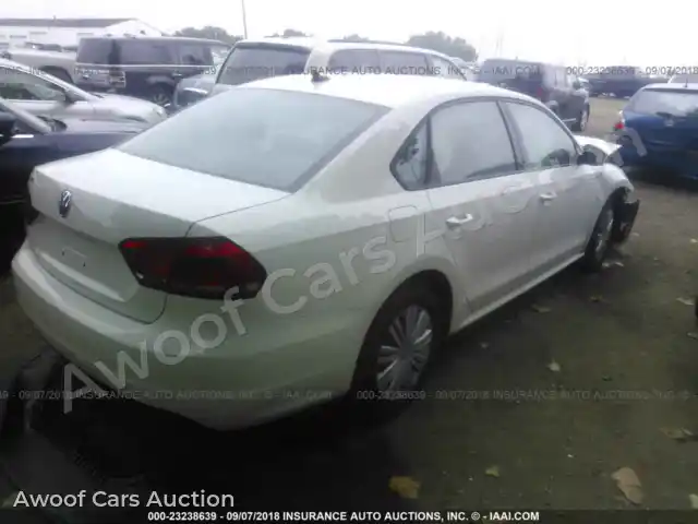 2014 Volkswagen Passat 1VWAP7A3XEC025153 — photo 4 de la vente Iaai