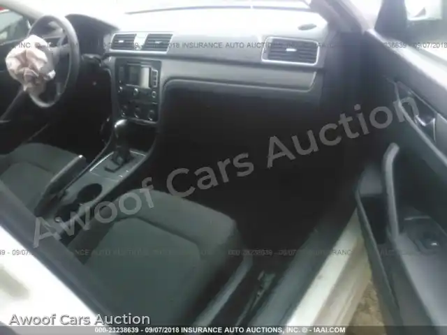 2014 Volkswagen Passat 1VWAP7A3XEC025153 — photo 5 de la vente Iaai