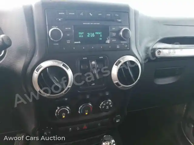 2018 Jeep Wrangler 1C4BJWEG6JL935747 — Manheim auction photo 4