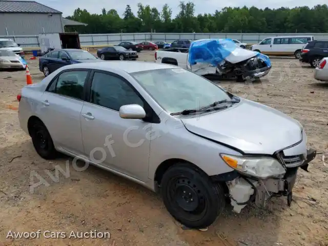 2013 Toyota Corolla 2T1BU4EE9DC085697 — Copart auction photo 4