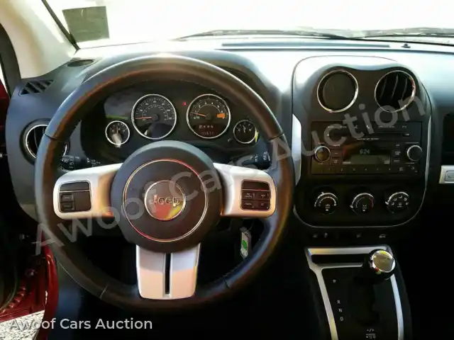 2016 Jeep Compass 1C4NJCEA9GD633380 — Manheim auction photo 4