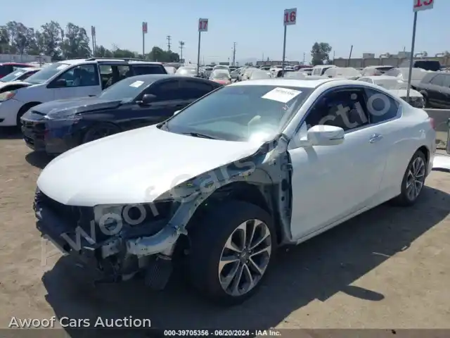 2014 Honda Accord 1HGCT2B82EA000216 — Iaai auction photo 2