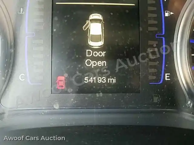 2015 Chrysler 200 1C3CCCABXFN697358 — Manheim auction photo 5