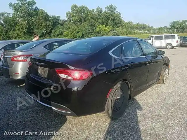 2015 Chrysler 200 1C3CCCABXFN697358 — Manheim auction photo 2