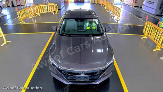2018 Honda Accord 1HGCV2F59JA028440 — Manheim auction photo 2