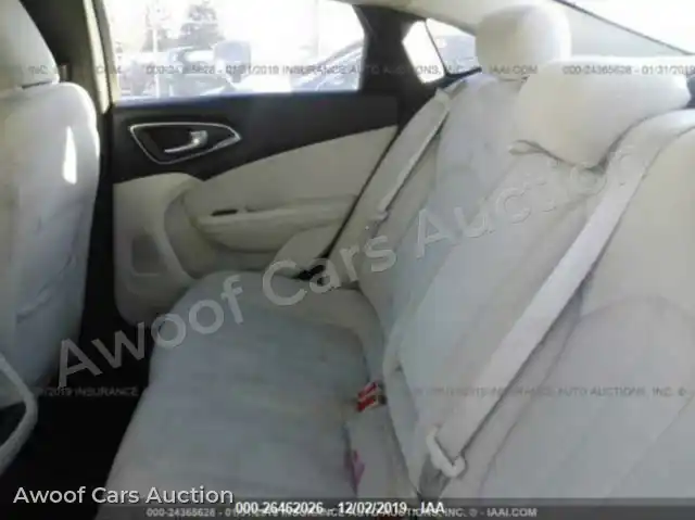 2015 Chrysler 200 1C3CCCAB3FN709933 — Iaai auction photo 8