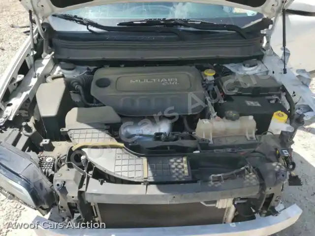 2019 Jeep Grand Cherokee 1C4PJLCB2KD221315 — hoton gwanjo Copart na 11