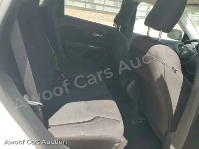 2019 Jeep Grand Cherokee 1C4PJLCB2KD221315 — hoton gwanjo Copart na 10
