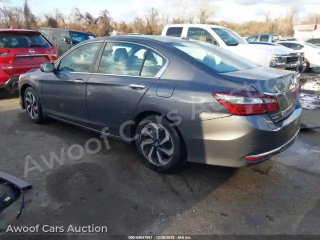 2016 Honda Accord 1HGCR2F74GA069833 — Iaai auction photo 3