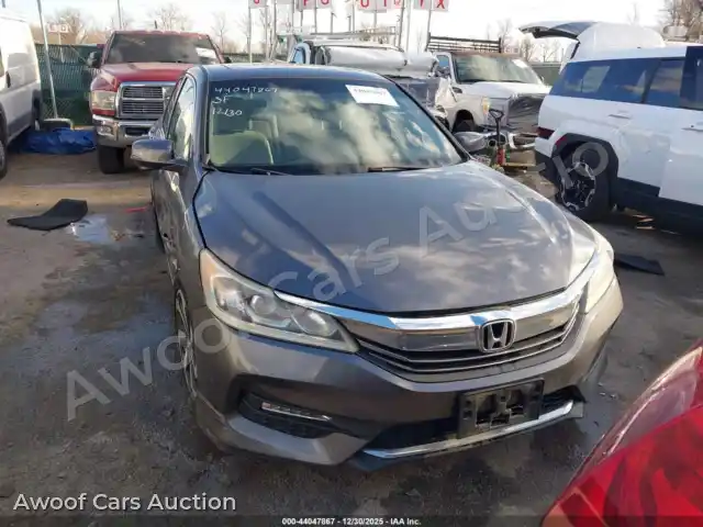 2016 Honda Accord 1HGCR2F74GA069833 — Iaai auction photo 12