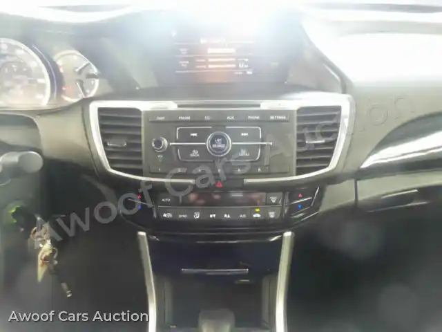 2016 Honda Accord 1HGCR2F32GA098681 — Manheim auction photo 4