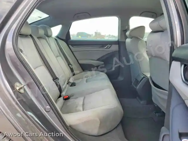 2018 Honda Accord 1HGCV3F18JA010837 — photo 11 de la vente Copart