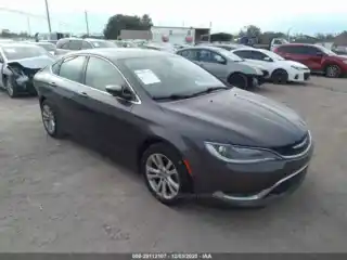 2015 Chrysler 200