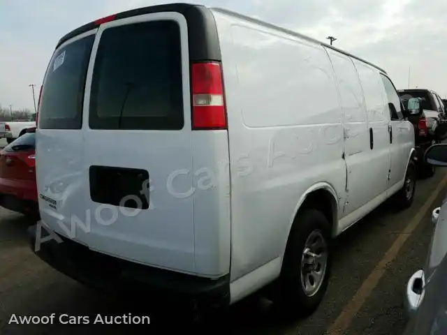 2014 Chevrolet Express 1GCSGAFX1E1106117 — photo 2 de la vente Manheim
