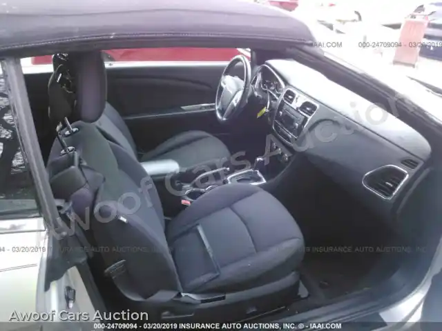 2012 Chrysler 200 1C3BCBEB9CN214521 — photo 5 de la vente Iaai