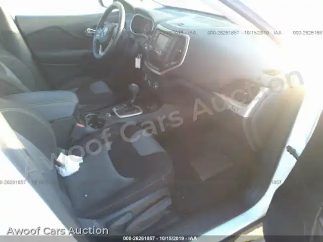 2017 Jeep Cherokee 1C4PJLAB3HW541243 — photo 5 de la vente Iaai