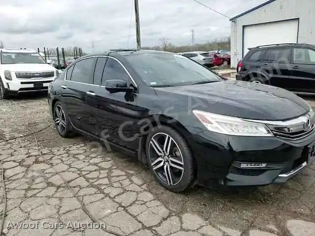 2017 Honda Accord 1HGCR3F93HA001483 — photo 13 de la vente Copart