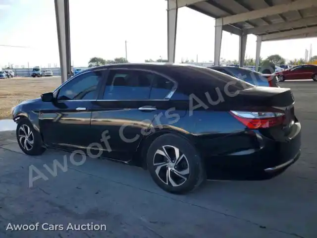 2017 Honda Accord 1HGCR2F33HA180517 — Copart auction photo 2