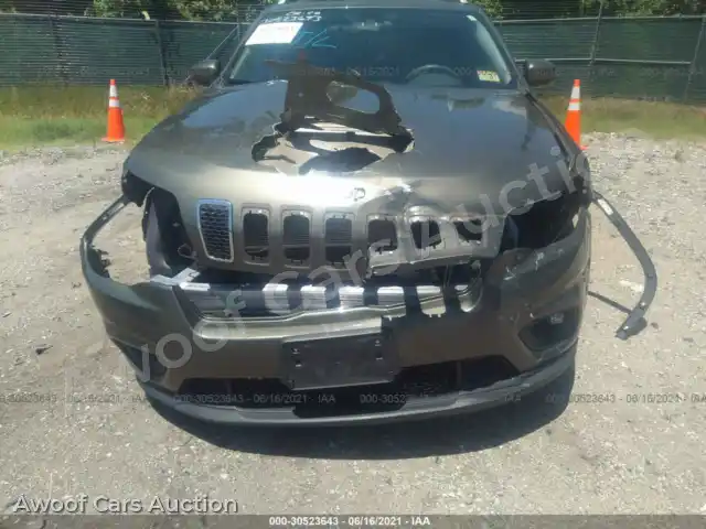 2019 Jeep Cherokee 1C4PJLCX1KD120553 — Iaai auction photo 6