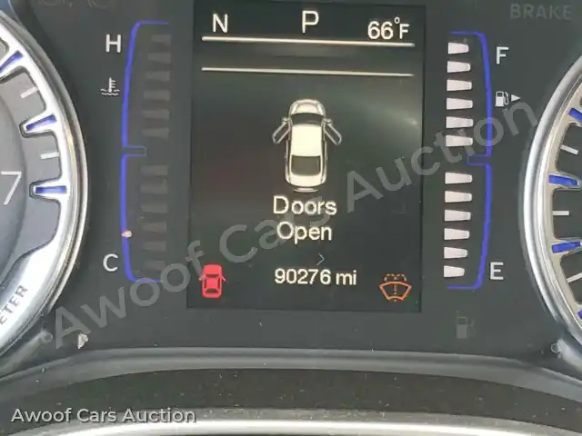 2015 Chrysler 200 1C3CCCAB5FN640002 — photo 8 de la vente Copart