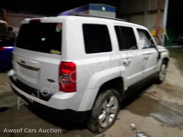 2015 Jeep Patriot LA 1C4NJRFB5FD424968 — photo 4 de la vente Copart