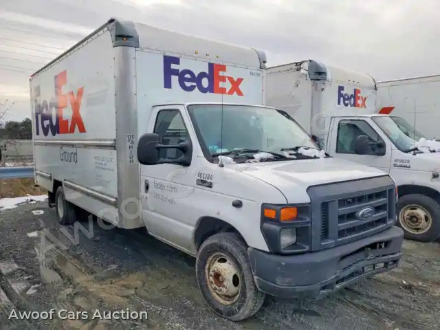 2015 Ford Econoline 1FDWE3FS0FDA24561 — Copart auction photo 4