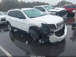 2022 Jeep Cherokee