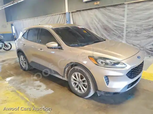 2020 Ford Escape 1FMCU0G66LUA51250 — Copart auction photo 4