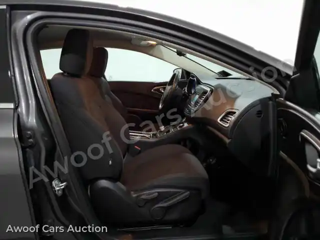 2015 Chrysler 200 1C3CCCAB7FN666679 — Manheim auction photo 16