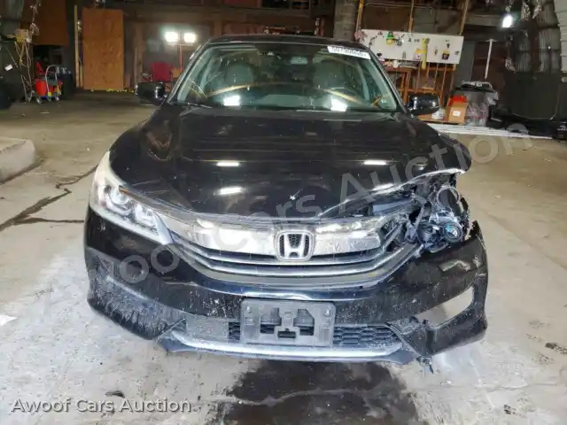 2017 Honda Accord 1HGCR2F94HA131895 — Copart auction photo 5