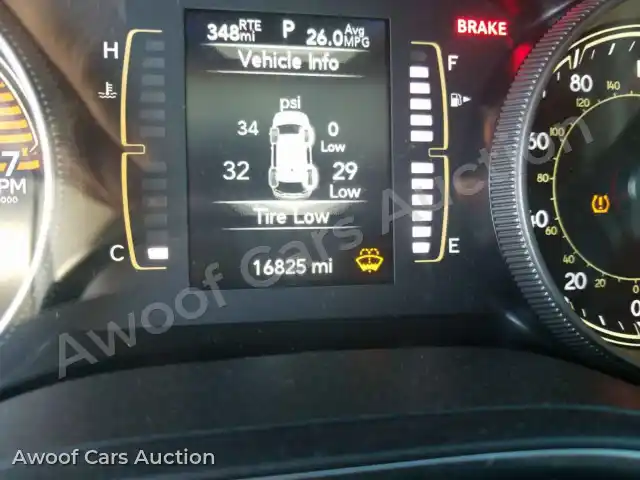2019 Jeep Cherokee 1C4PJLCB2KD470262 — Copart auction photo 5