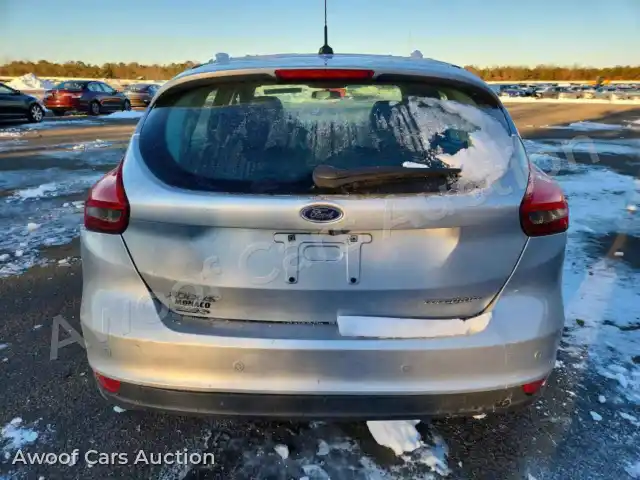 2017 Ford Focus 1FADP3N25HL326451 — hoton gwanjo Copart na 6