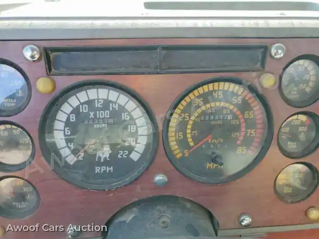 1999 Mack ALL Other 1M2AA18C8XW102204 — Copart auction photo 8