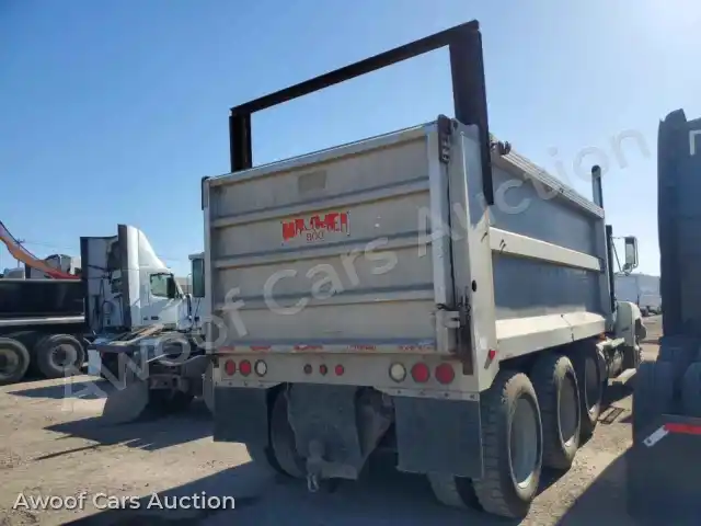 1999 Mack ALL Other 1M2AA18C8XW102204 — Copart auction photo 4