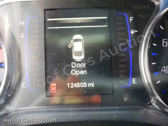 2015 Chrysler 200 1C3CCCBB7FN746188 — photo 8 de la vente Copart