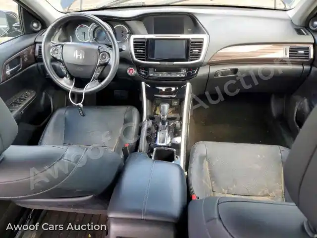 2017 Honda Accord 1HGCR3F02HA000696 — photo 8 de la vente Copart
