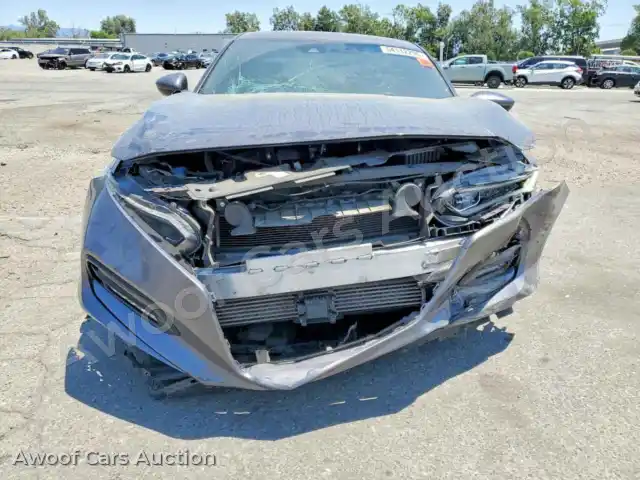 2018 Honda Accord 1HGCV1F3XJA011798 — photo 5 de la vente Copart