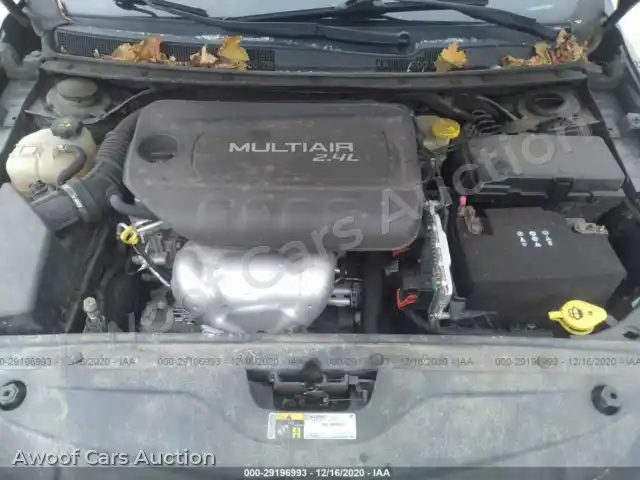 2015 Chrysler 200 1C3CCCAB3FN675590 — Iaai auction photo 10